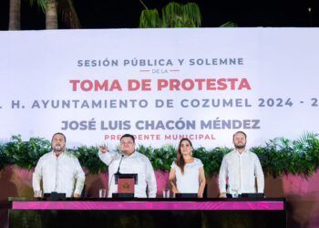 José Luis Chacón Méndez asume la presidencia municipal de Cozumel con un llamado a la unidad y la transformación