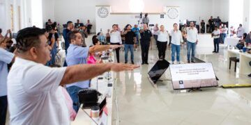 Rinden protesta los integrantes de la Comisión Municipal de Transporte 2024-2027