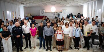 Servicio público humano y transparente, compromiso del Gobierno de Solidaridad