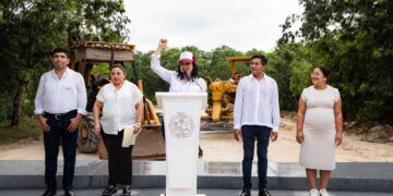 Construimos historias de dignidad y prosperidad para todas y todos: Estefanía Mercado