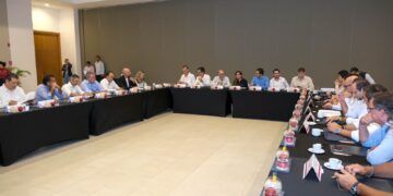 Hoteleros reconocen capacidad de gestión y compromiso de Mara Lezama para el Corredor Turístico Cancún-Costa Mujeres