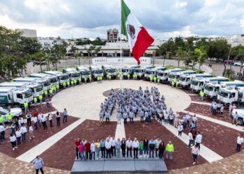 Estefanía Mercado pone en marcha mega operativo de recolección de basura en Solidaridad