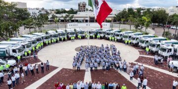 Estefanía Mercado pone en marcha mega operativo de recolección de basura en Solidaridad