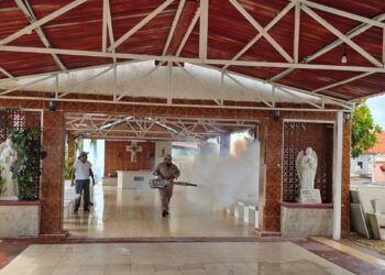 Preparados panteones de Chetumal para el Día de Muertos