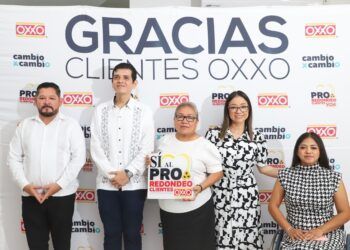 DIF Othón P. Blanco y OXXO lanzan campaña para apoyar a abuelitas y abuelitos con paquetes alimentarios