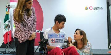 Fortalece Mara Lezama la inclusión con entrega de sillas de ruedas eléctricas