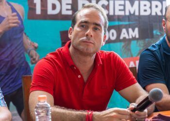 Grupos de poder en Tulum ponen en jaque aspiraciones de Diego Castañón