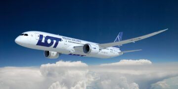 Ante la llegada de la temporada invernal arrancan vuelos directos desde Polonia a Cancún: SEDETUR