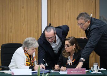 Acuerdan proteger la riqueza natural y combatir el sargazo con tecnología innovadora y de vanguardia en Quintana Roo, Mara Lezama y Alicia Bárcena
