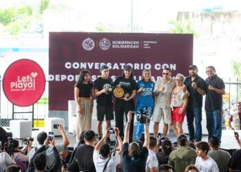 Con la presencia de «Lazy Boy», Estefanía Mercado reafirma compromiso con deportistas de Solidaridad