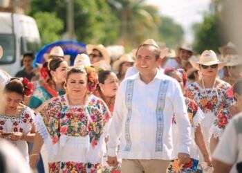 Encabeza Nivardo Mena convite previo a la feria tradicional