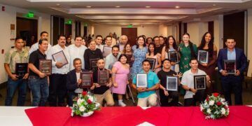 Galardona Estefanía Mercado a los ganadores del Premio Municipal del Deporte 2024