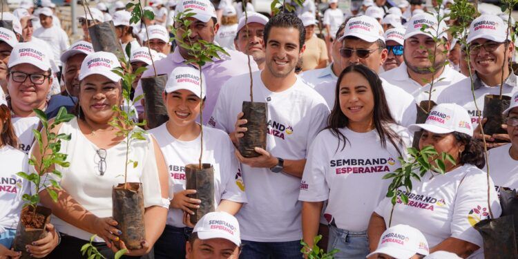 Gino Segura presente en el corazón de la zona maya de Quintana Roo