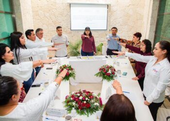 Instala Estefanía Mercado Junta Directiva del DIF Solidaridad, periodo 2024-2027