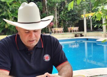 Luis Carrillo Góngora presenta su renuncia al Partido Verde