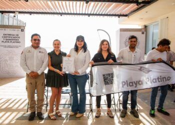 Recibe Solidaridad 13 certificaciones de Playas Platino