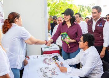 Ponen en marcha la Caravana y la Feria de la Salud “Noviembre, Mes de la Salud del Hombre” en Solidaridad