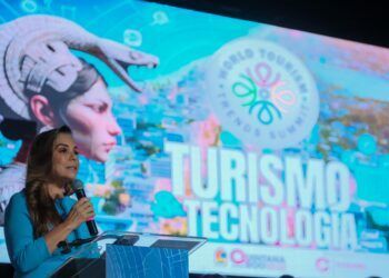 Impulsa Mara Lezama el turismo sostenible y sostenible en el World Tourism Trends Summit en Cozumel