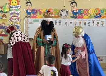 La magia de los Reyes Magos llega a la comunidad de Francisco Uh May