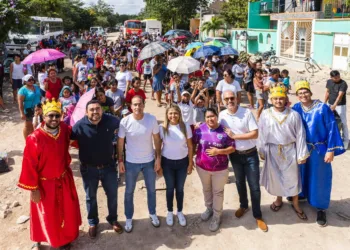 Diego Castañón y los Reyes Magos celebran en grande a la niñez de Tulum