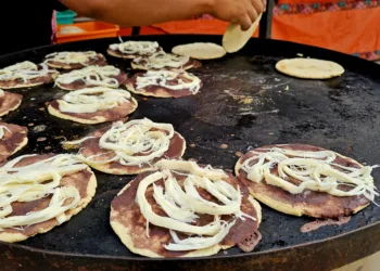 Desde Oaxaca llega la Guelaguetza a Chetumal