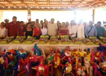 Yensunni Martínez llama a fortalecer la unidad y el trabajo en equipo junto a las y los Alcaldes, Delegados y Subdelegados de Othón P. Blanco