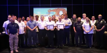 Se reúnen mandos policiales con jefes de seguridad de hoteles de Playa del Carmen