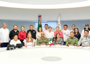 Revisa Mara Lezama con presidentas y presidentes municipales estrategia para la recuperación de paz