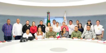 Revisa Mara Lezama con presidentas y presidentes municipales estrategia para la recuperación de paz
