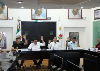 Convocan a cuarto periodo extraordinario de sesiones