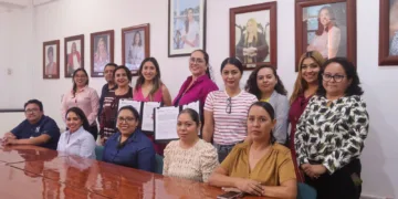 SEMUJERES y el Sistema Anticorrupción de Quintana Roo firman convenio de colaboración con enfoque de género