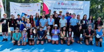 Jugadores quintanarroenses mostraron su talento en la eliminatoria de tenis de los Juegos Deportivos Estatales 2025