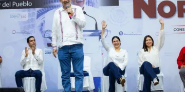 Que se oiga bien y se oiga lejos: ¡Playa Del Carmen!: Gerardo Fernández Noroña