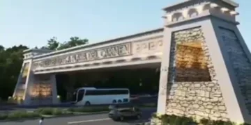 Inicia construcción de portal de acceso a Playa del Carmen, obra histórica