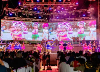 Tulum disfruta con alegría la fiesta del Carnaval 2025
