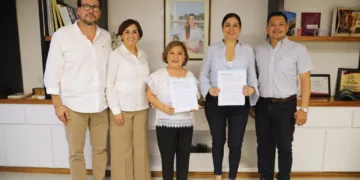 Gobiernos de Playa del Carmen y del Estado suscriben convenio para modernizar el Sistema de Control Interno y combatir la corrupción