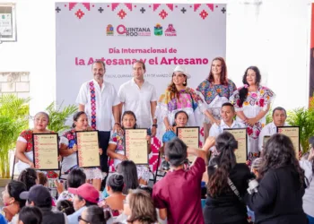 Artesanas y artesanos son dignificados con la inauguración de la semana del artesano