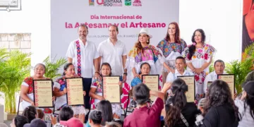 Artesanas y artesanos son dignificados con la inauguración de la semana del artesano