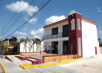 Pone Mara Lezama al servicio del pueblo de Dziuché, el Centro Integrador de Desarrollo