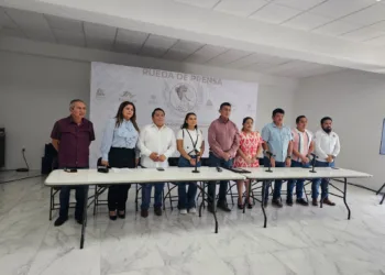 Chepe y su culto a la personalidad: la medalla “Rosina Castillo”