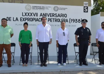 Conmemoran en Solidaridad el LXXXVII aniversario de la Expropiación Petrolera