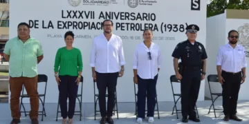 Conmemoran en Solidaridad el LXXXVII aniversario de la Expropiación Petrolera