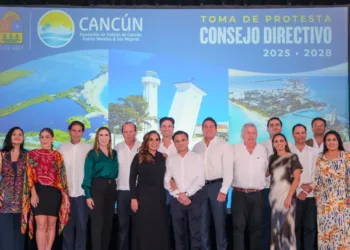 Encabeza Mara Lezama toma de protesta del Consejo Directivo de la Asociación de Hoteles de Cancún, Puerto Morelos e Isla Mujeres 2025-2028