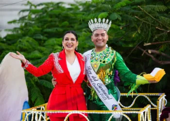 La juventud fue la principal protagonista del carnaval del pueblo en Playa del Carmen 2025