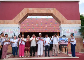 Inaugura Mara Lezama parador turístico en José María Morelos; este centro artístico y cultural permitirá al pueblo mostrar su grandeza