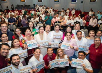 En un día histórico, por unanimidad, en el Congreso del Estado retumba ¡Playa del Carmen!