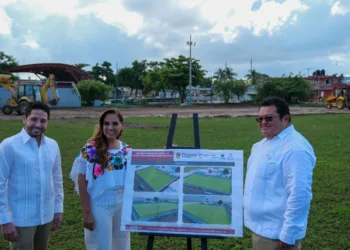 Tras años de abandono, Mara Lezama inicia rehabilitación de cancha de fútbol de San Gervasio, para dar nuevo espacio a deportistas y familias