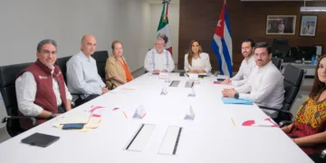 Fortalecen lazos de amistad y cooperación gobernadora Mara Lezama y embajador de Cuba, Marcos Rodríguez Costa
