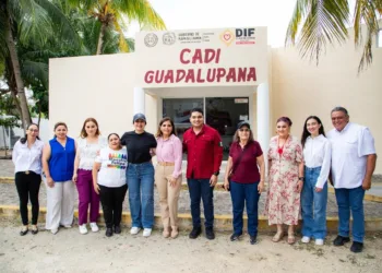 Estefanía Mercado y Verónica Lezama visitan el CADI “Guadalupana”