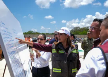 Encabeza Mara Lezama exitoso Simulacro Nacional de Protección Civil 2025 en Quintana Roo con más de 67 mil participantes